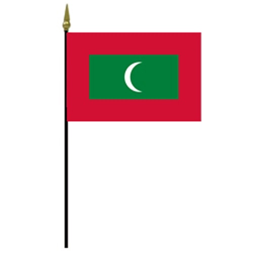Maldives flag on a flagpole