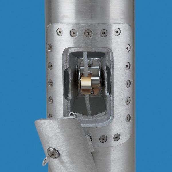 Internal Halyard with a key
